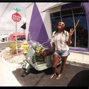 Meet your Posher, Cree